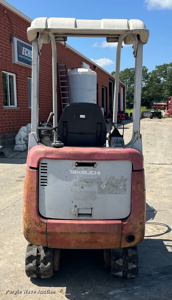 image for item EK8941 1995 Takeuchi TB015 mini excavator