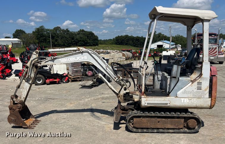 image for item EK8941 1995 Takeuchi TB015 mini excavator