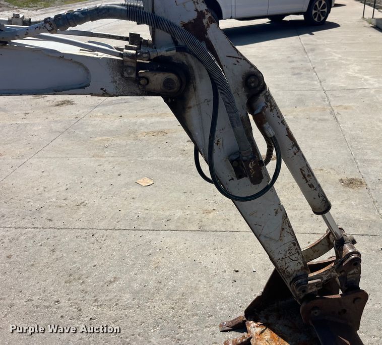 image for item EK8941 1995 Takeuchi TB015 mini excavator