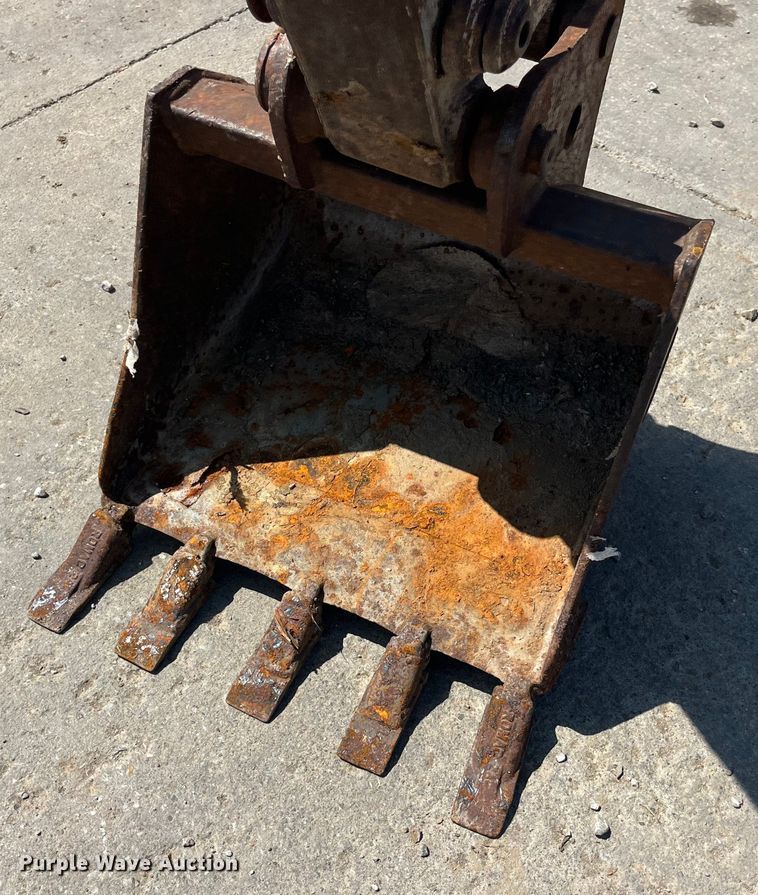 image for item EK8941 1995 Takeuchi TB015 mini excavator