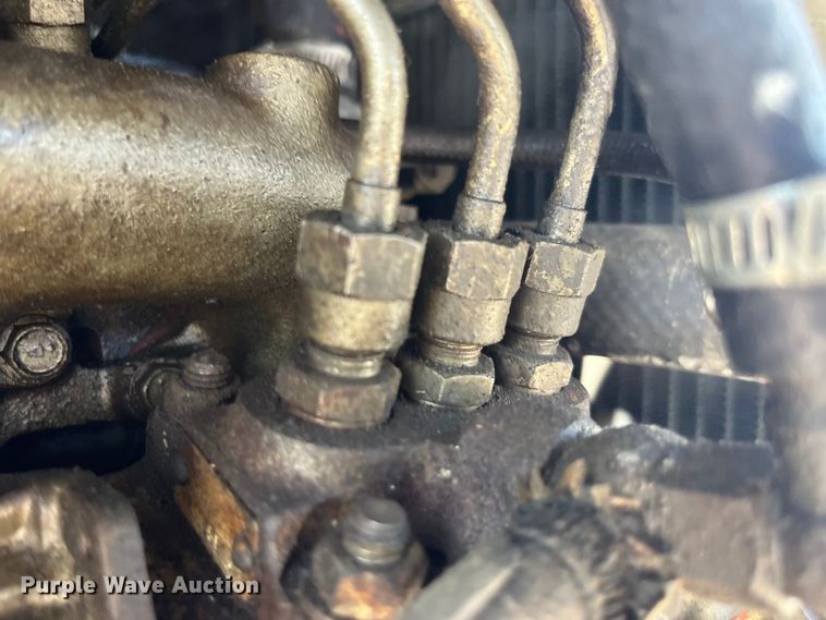 image for item EK8941 1995 Takeuchi TB015 mini excavator