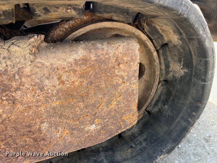 image for item EK8941 1995 Takeuchi TB015 mini excavator