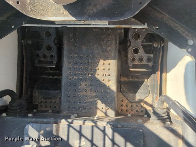 image for item EQ2005 2022 Bobcat T450 tracked skid steer loader