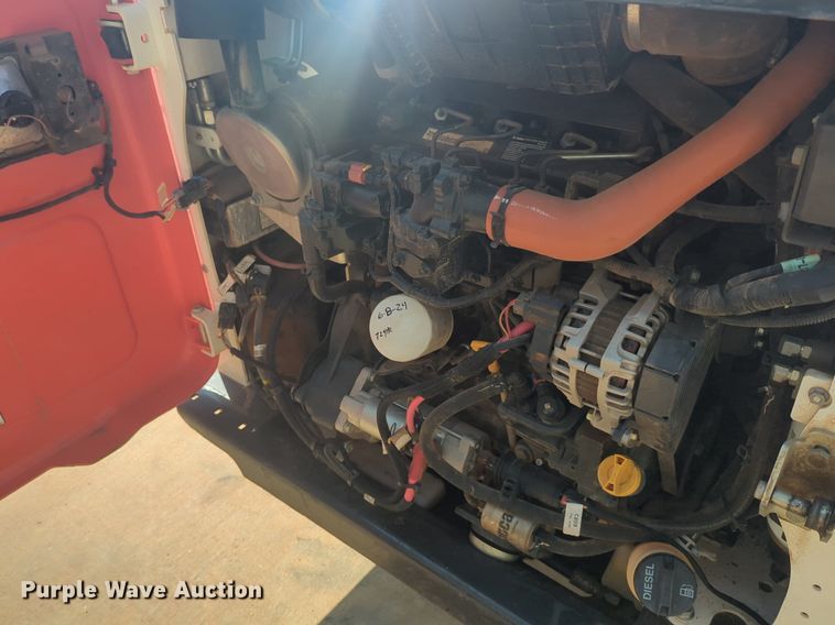 image for item EQ2005 2022 Bobcat T450 tracked skid steer loader