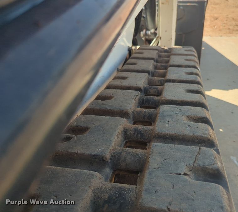 image for item EQ2005 2022 Bobcat T450 tracked skid steer loader