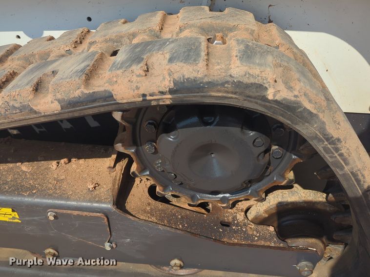 image for item EQ2005 2022 Bobcat T450 tracked skid steer loader