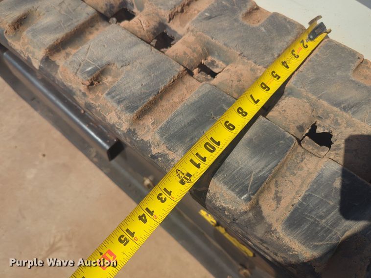 image for item EQ2005 2022 Bobcat T450 tracked skid steer loader