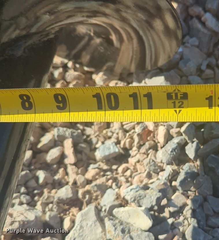 image for item EQ2017 Miva skid steer auger