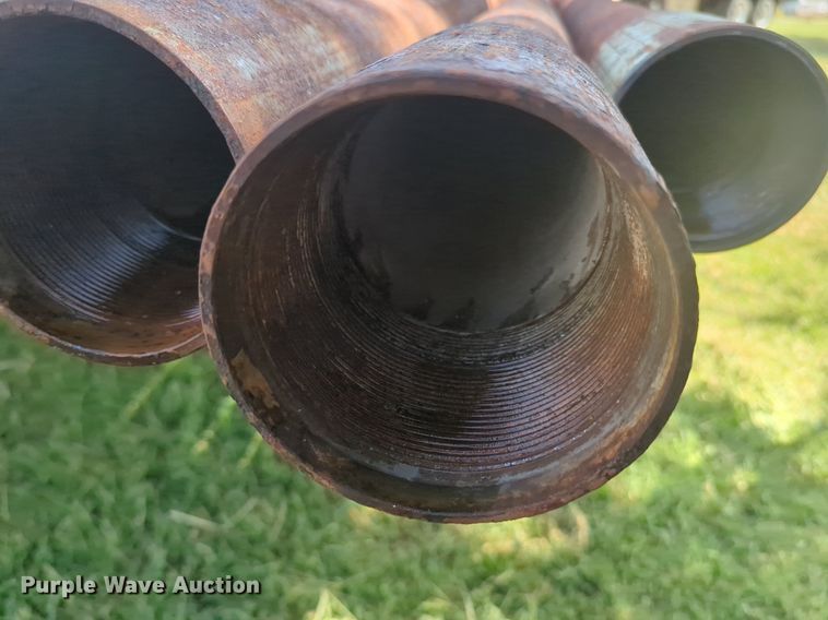 image for item EQ2032 Approximately 55 joints of 4 1/2