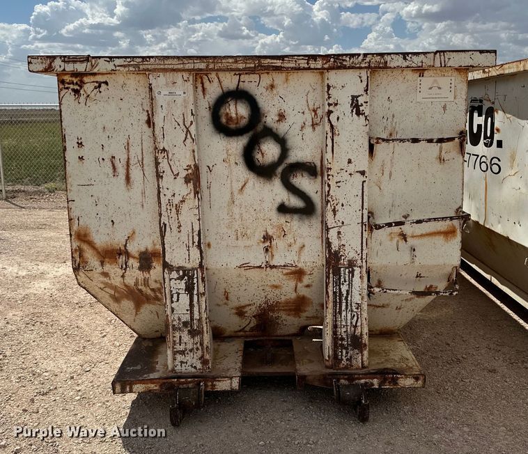 image for item IB9474 Roll-off dumpster