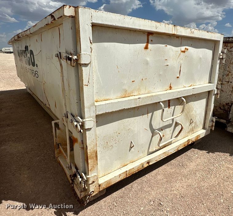 image for item IB9475 Roll-off dumpster