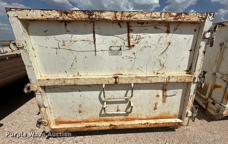 image for item IB9476 Roll-off dumpster