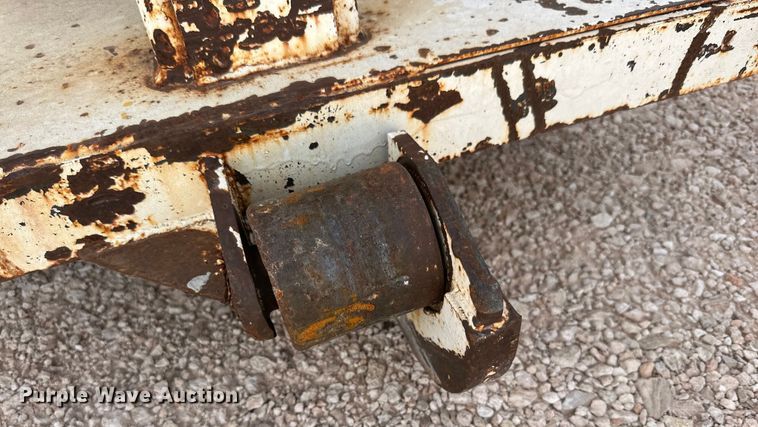 image for item IB9476 Roll-off dumpster