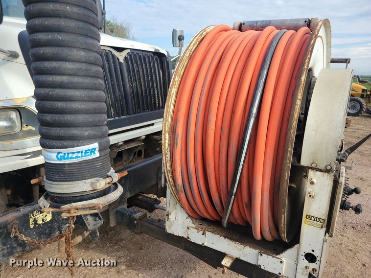 image for item KA9887 2005 International  7600 sewer rodder truck