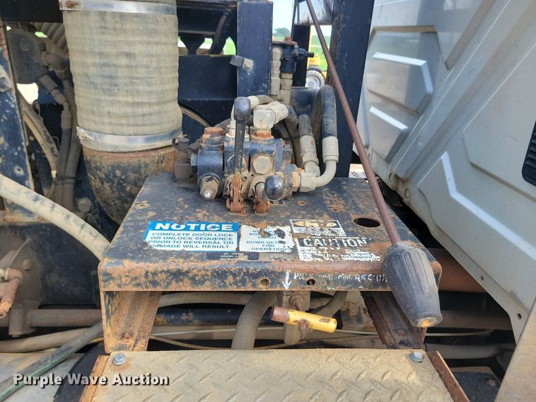 image for item KA9887 2005 International  7600 sewer rodder truck