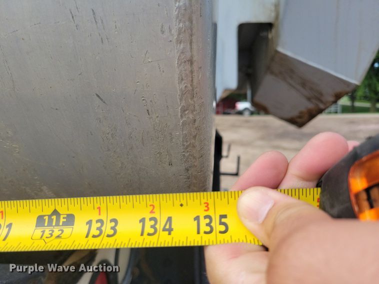 image for item KA9887 2005 International  7600 sewer rodder truck