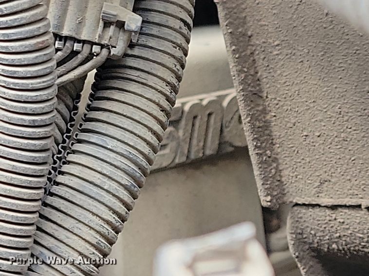 image for item KA9887 2005 International  7600 sewer rodder truck