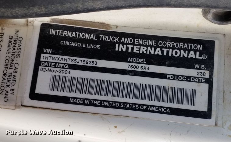 image for item KA9887 2005 International  7600 sewer rodder truck