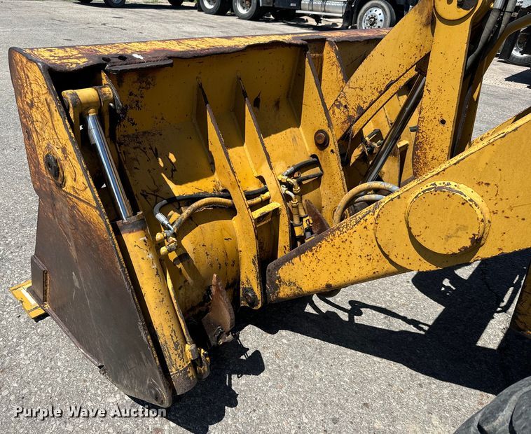 image for item LF9990 1994 Caterpillar  416B backhoe