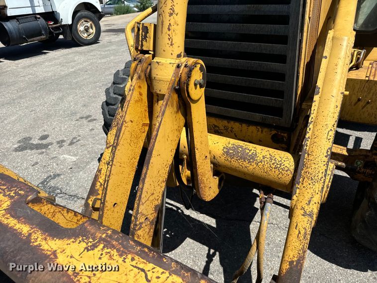 image for item LF9990 1994 Caterpillar  416B backhoe