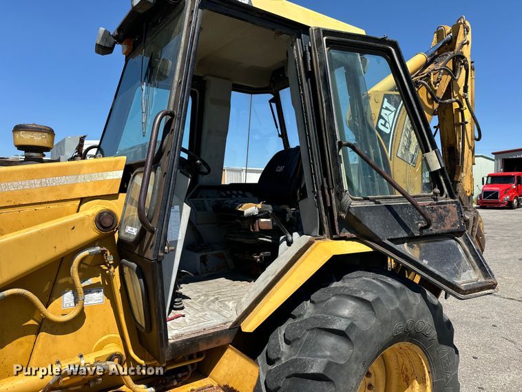 image for item LF9990 1994 Caterpillar  416B backhoe