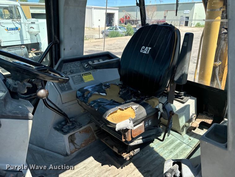 image for item LF9990 1994 Caterpillar  416B backhoe