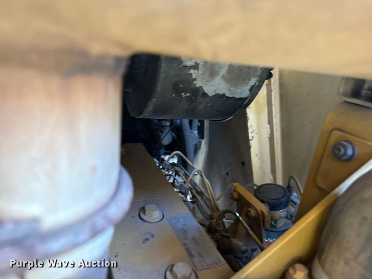 image for item LF9990 1994 Caterpillar  416B backhoe