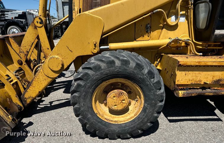 image for item LF9990 1994 Caterpillar  416B backhoe