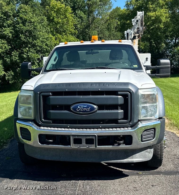 image for item LR9403 2013 Ford  F550 Super Duty XL utility / service truck