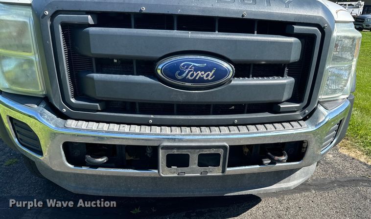 image for item LR9403 2013 Ford  F550 Super Duty XL utility / service truck
