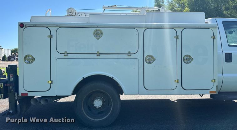 image for item LR9403 2013 Ford  F550 Super Duty XL utility / service truck