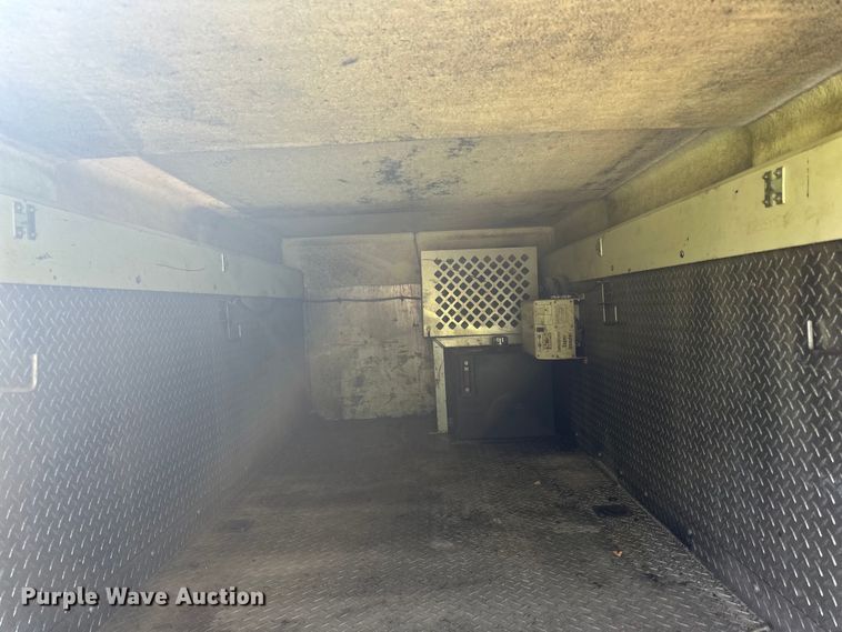 image for item LR9403 2013 Ford  F550 Super Duty XL utility / service truck