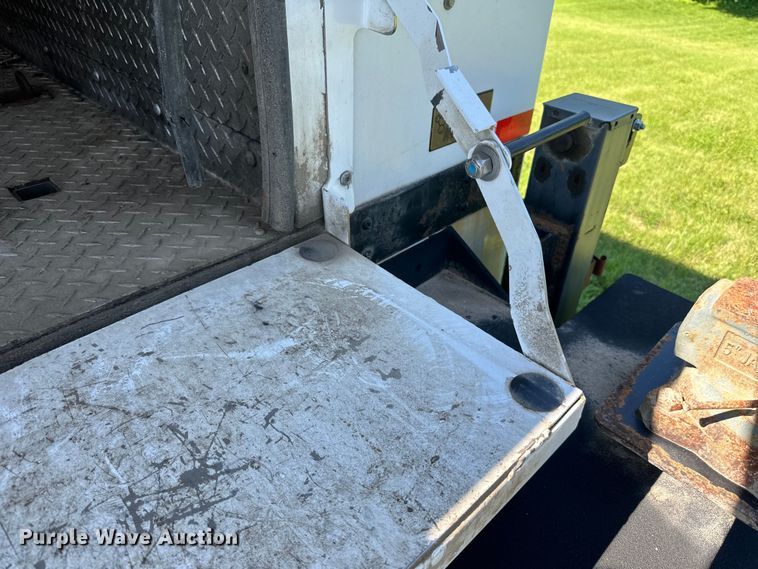 image for item LR9403 2013 Ford  F550 Super Duty XL utility / service truck