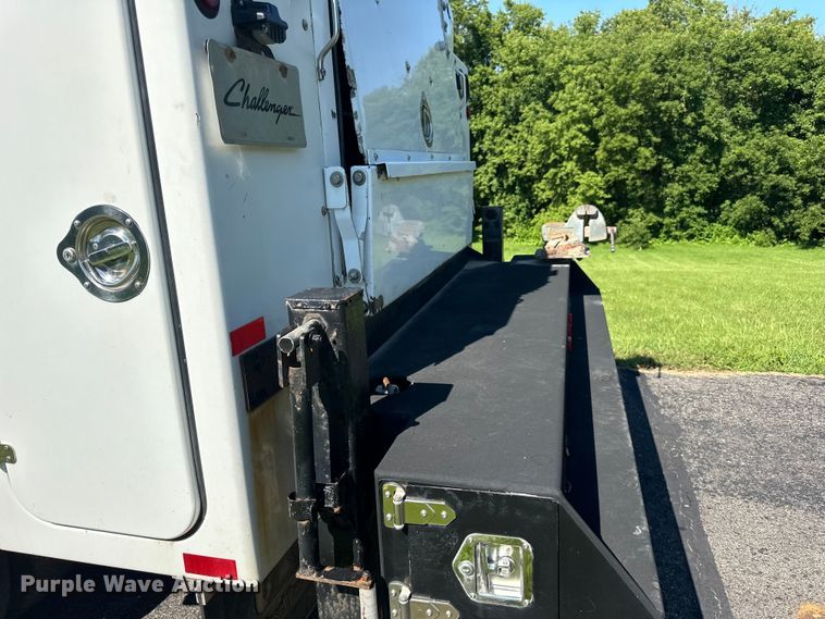 image for item LR9403 2013 Ford  F550 Super Duty XL utility / service truck