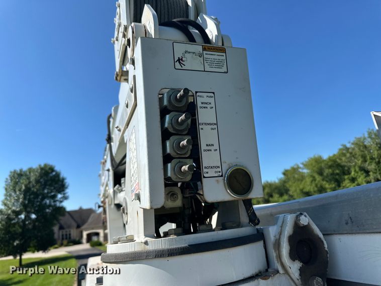 image for item LR9403 2013 Ford  F550 Super Duty XL utility / service truck