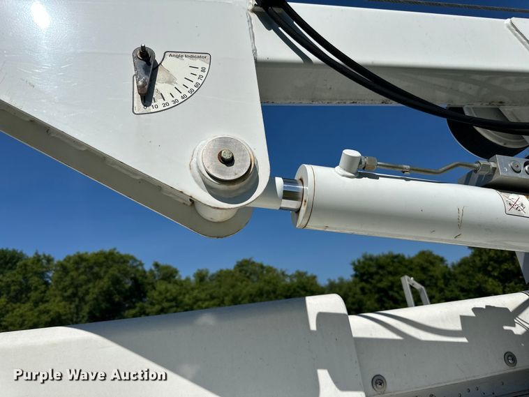 image for item LR9403 2013 Ford  F550 Super Duty XL utility / service truck