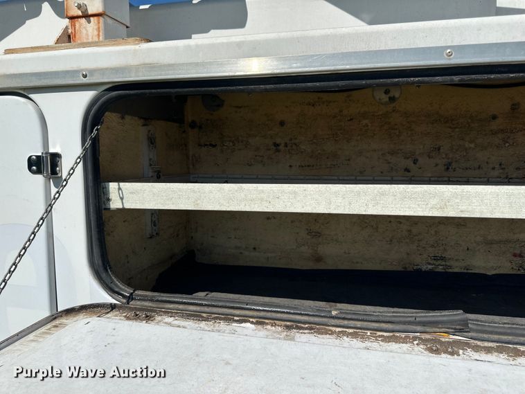 image for item LR9403 2013 Ford  F550 Super Duty XL utility / service truck