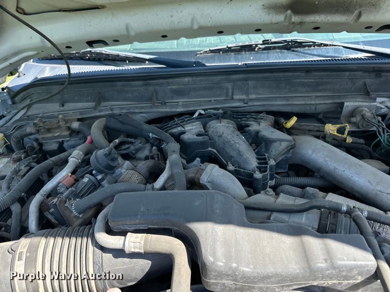 image for item LR9403 2013 Ford  F550 Super Duty XL utility / service truck