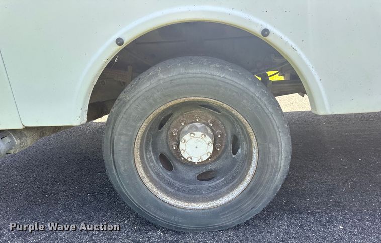 image for item LR9403 2013 Ford  F550 Super Duty XL utility / service truck