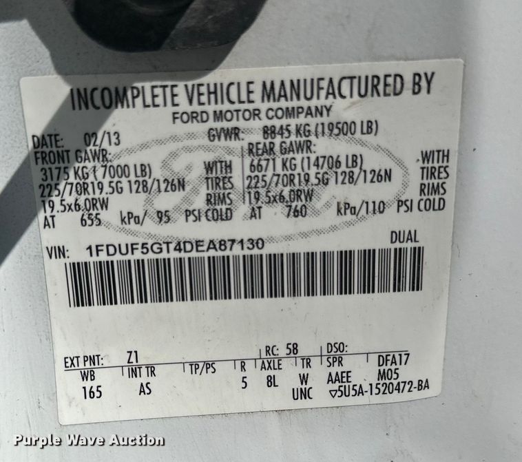 image for item LR9403 2013 Ford  F550 Super Duty XL utility / service truck