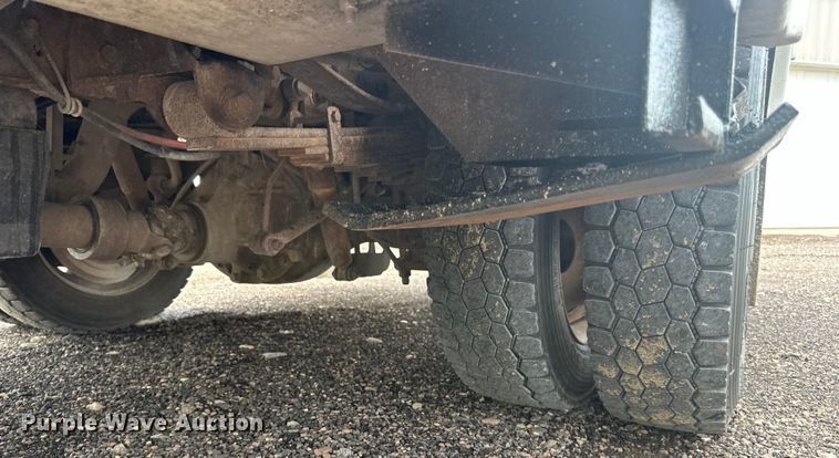 image for item LR9427 2013 Ford  F550 bucket truck