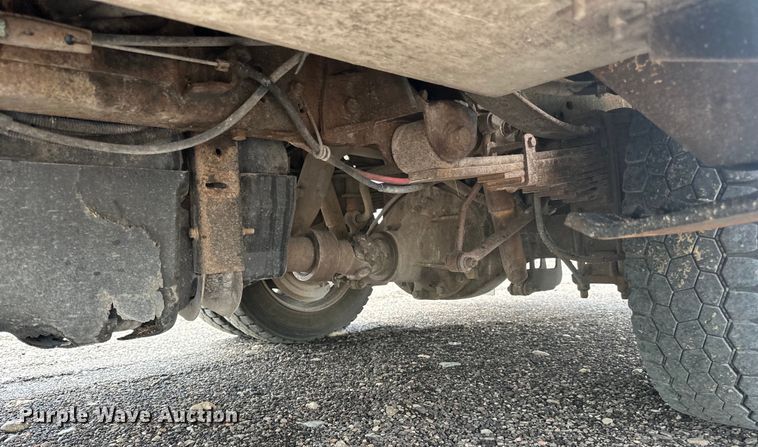 image for item LR9427 2013 Ford  F550 bucket truck