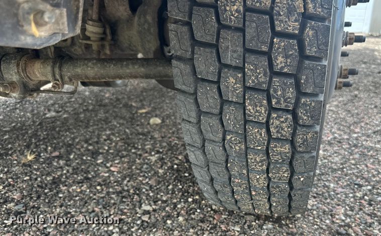 image for item LR9427 2013 Ford  F550 bucket truck