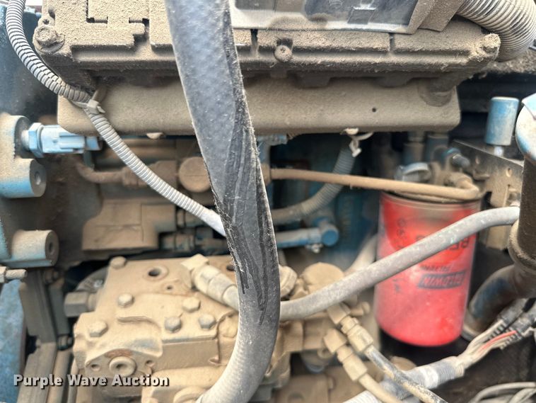 image for item LR9428 1999 International 4900 asphalt patch truck