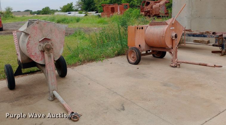 image for item LX9844 (2) concrete mixers