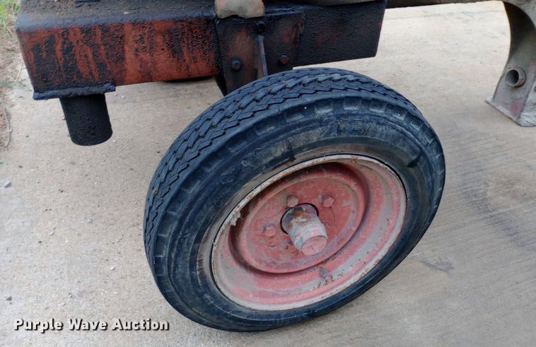 image for item LX9844 (2) concrete mixers