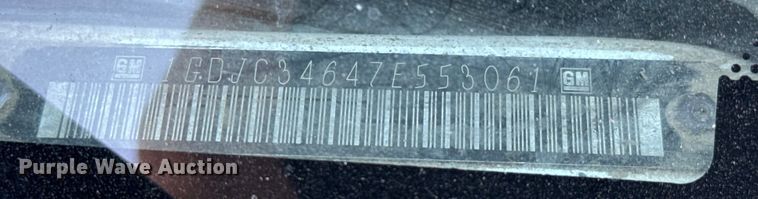 image for item MV9049 2007 GMC Sierra 3500HD utility bed pickup truck