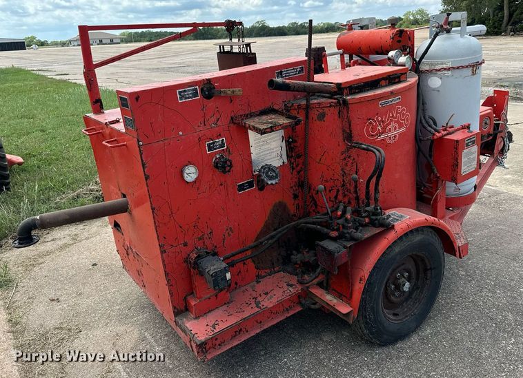 image for item MV9072 Crafco Ez-Pour pothole patcher