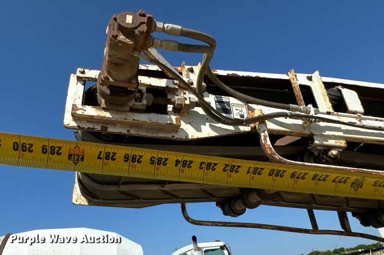 image for item NQ9722 Roadtec  RX-68B milling machine