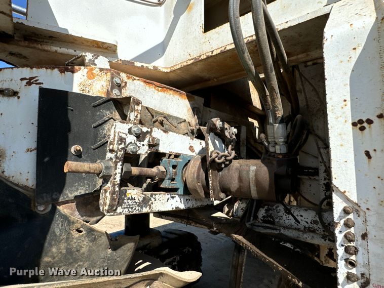 image for item NQ9722 Roadtec  RX-68B milling machine